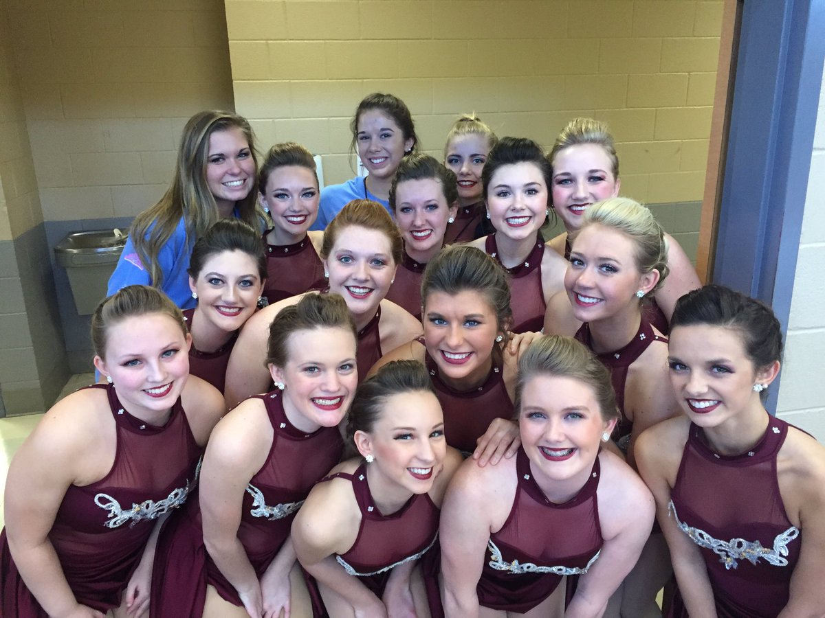 HHS5Stars's tweet photo. What an amazing day we had at the Invitational &amp; this coach was in TEARS at their jazz performance! Way to go 5Stars! ⭐👏🏻😳😍 #BurstWithPride https://t.co/7AutgCCMry