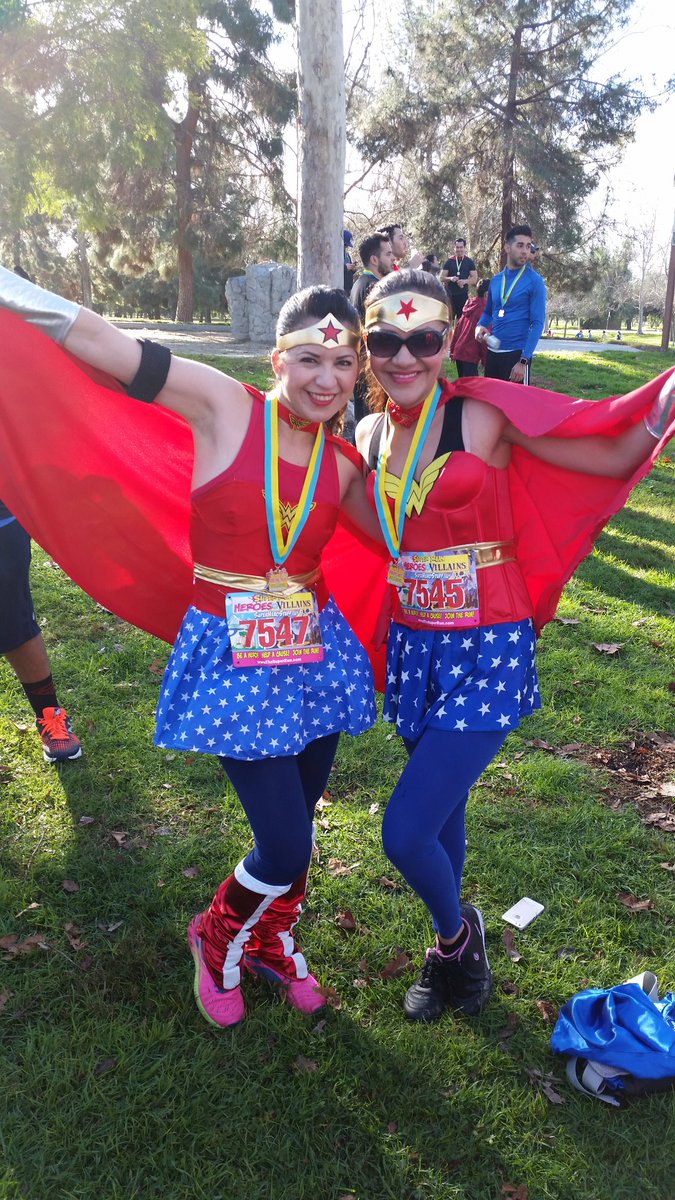 invococonut's tweet photo. INVO hydrates Super Heros!!! Thank you to all the amazing runners that participated today!!! #invo #neverfrozen #neverheated #nongmo https://t.co/D4ewZIeuX8