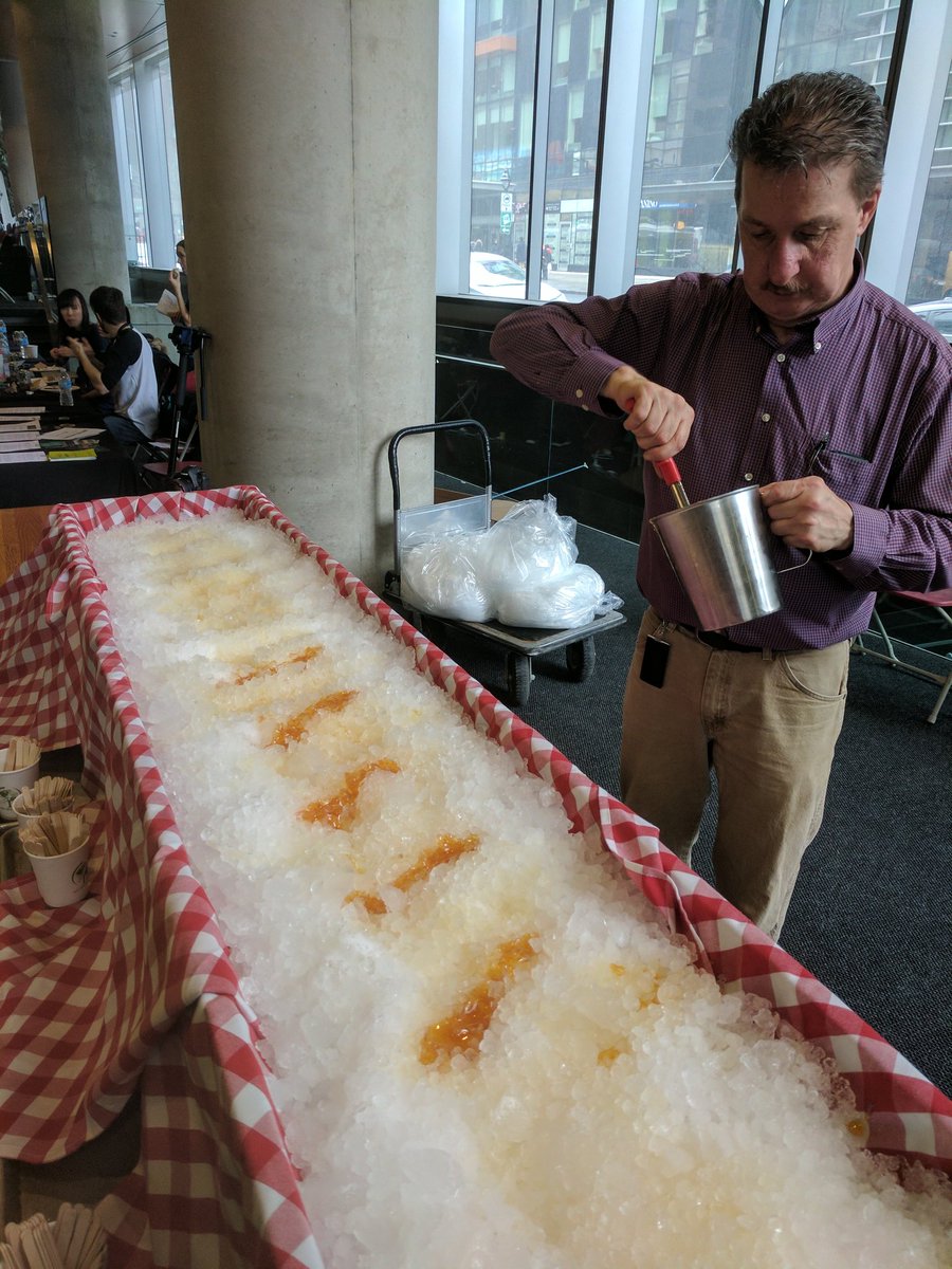 MLHacks's tweet photo. Did you try the frozen maple syrup at #ConUHacks? #Canada #MlH2017 @HackConcordia https://t.co/4rBJ5ryHDs
