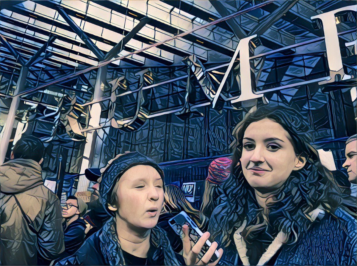 Explaining to youth that PresTrump denies climate change #what?but? #wmwYVR #wmwcanada #WomensMarchOnWashington