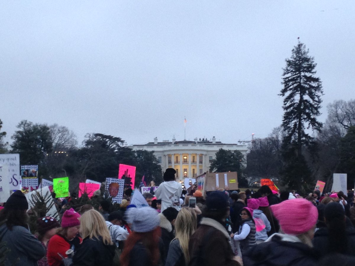 sunsteez's tweet image. THIS MARCH IS WILD GUYS!! STAY NASTY EVERONE 🔥🔥