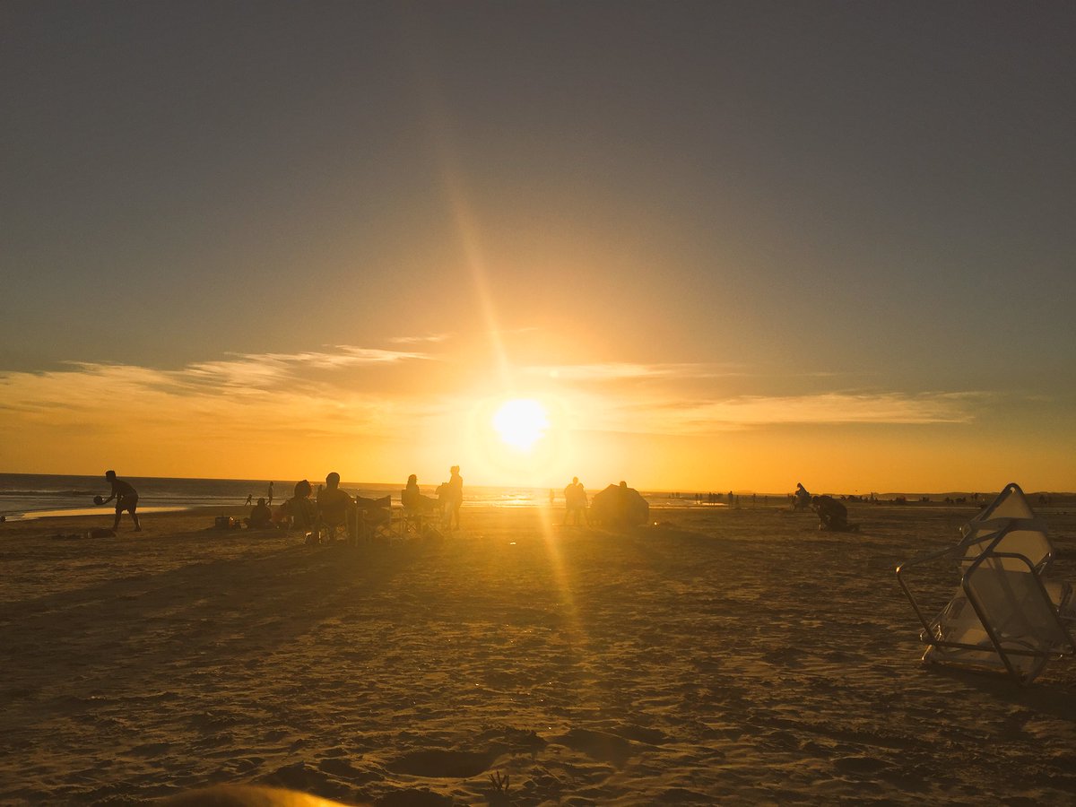 oguichon's tweet photo. #sunset #losbotes #lapaloma #gracias #astrorey la energía en la paloma a esta hora no tiene igual. Vacaciones en #Uruguay https://t.co/UlcWTckXBc