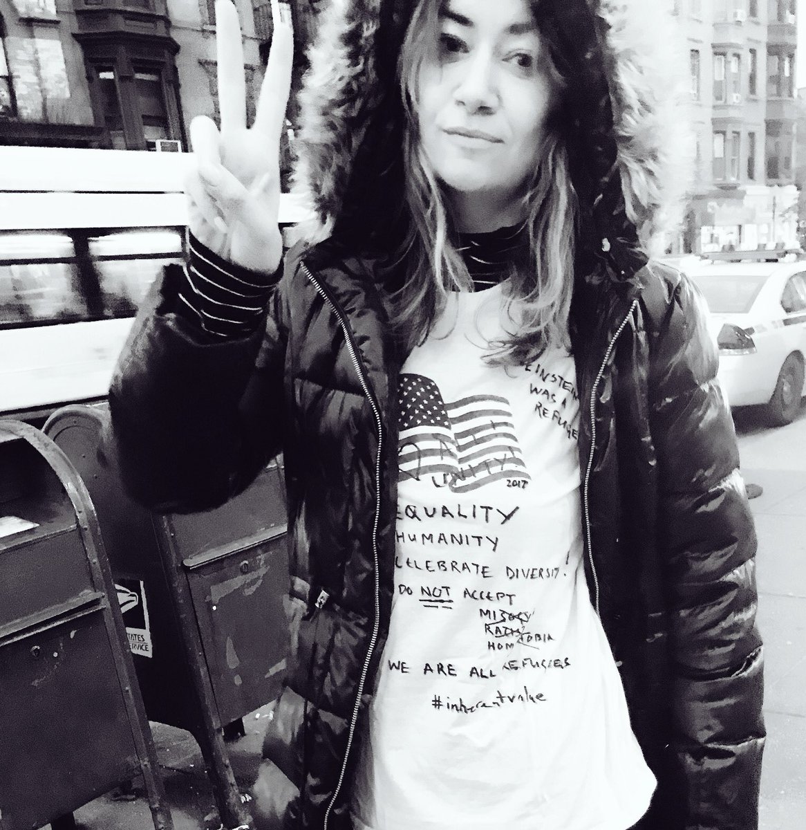 joannapickering's tweet photo. โค๏ธALL. Unity. Equality. Humanity. I celebrate diversity. I do NOT accept misogyny racism homophobia #inherentvalue #peace #nycwomensmarch https://t.co/qlO37KxUbB