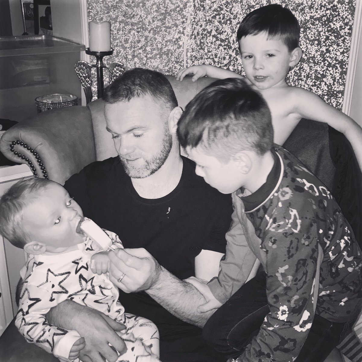 ColeenRoo's tweet photo. Celebrations tonight ..... A Take away, The Voice and Kids hanging off his neck 😂❤️ https://t.co/IJWmYO4KtF