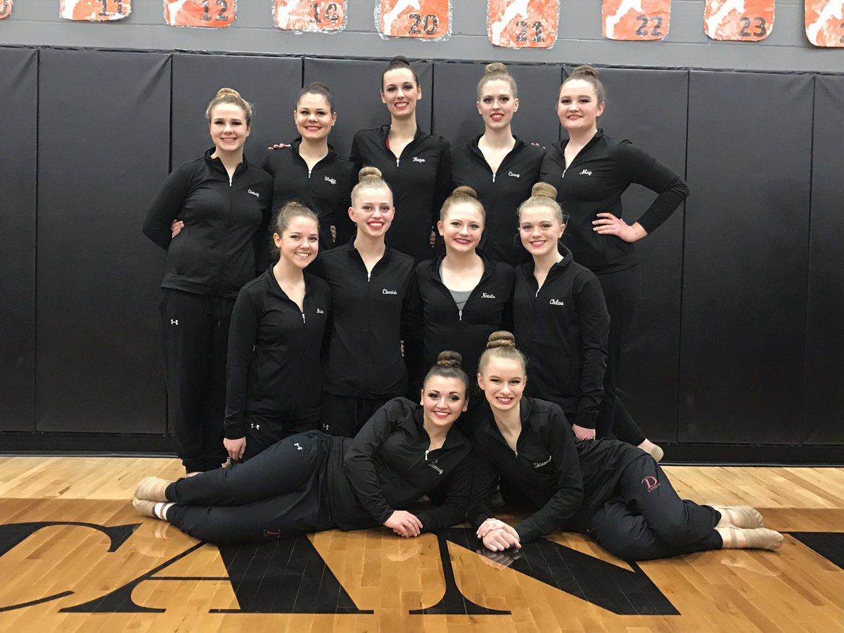 LakerDanceTeam tweet picture