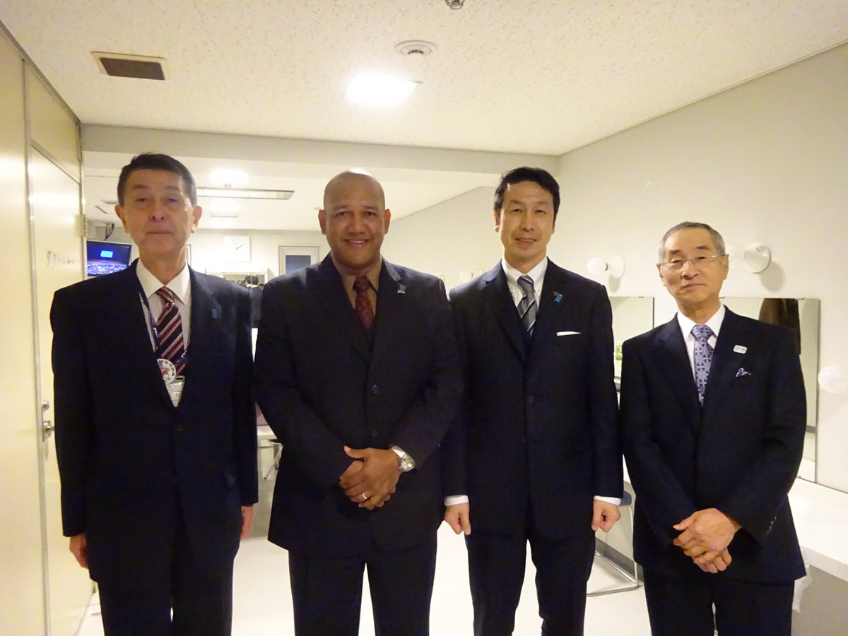 米山 隆一 身長