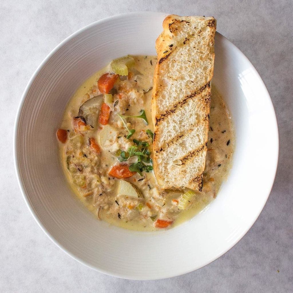 It’s National New England Clam Chowder Day and we have the perfect thing to celebrate it w… ift.tt/2k1sJDK