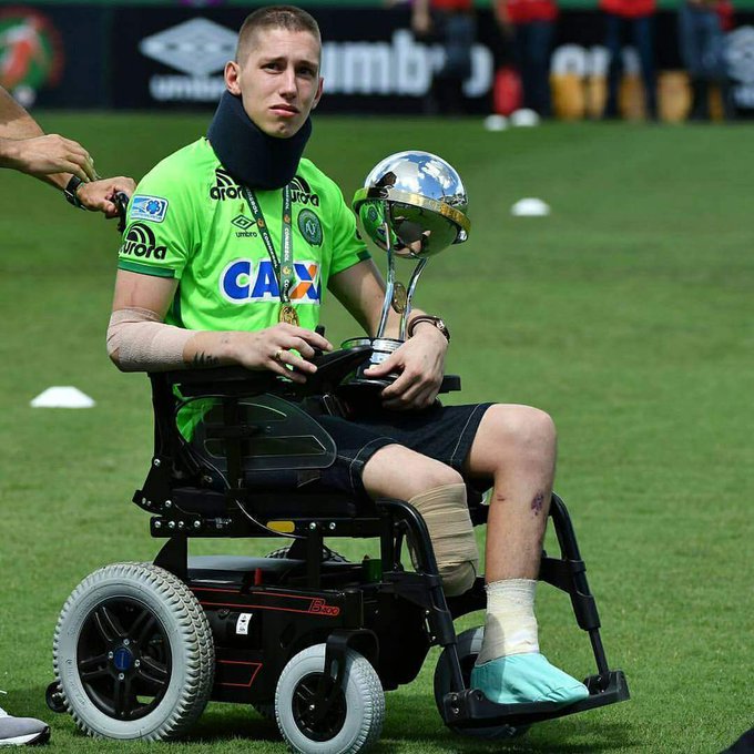 View image on Twitter