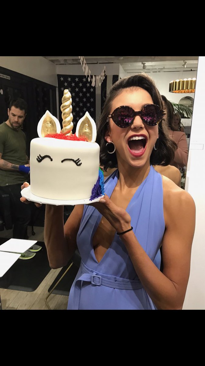 ninadobrev's tweet photo. You are what you eat 🦄 https://t.co/90GJ15rRRu