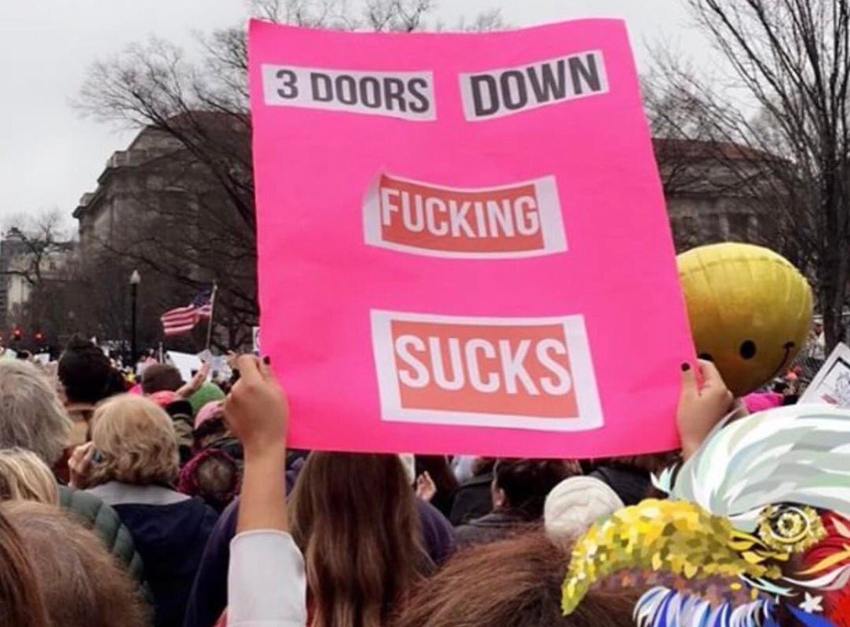 GoodMusicAllDay's tweet photo. #WomensMarch https://t.co/4xJHWY0Z8z