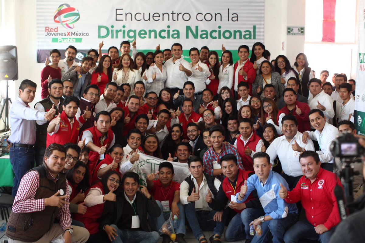 neo_adan's tweet photo. @JTPuecapital presente en el encuentro con la Dirigencia Nacional de @RJXMex #JuventudEnMovimiento https://t.co/9X7f1leU2F