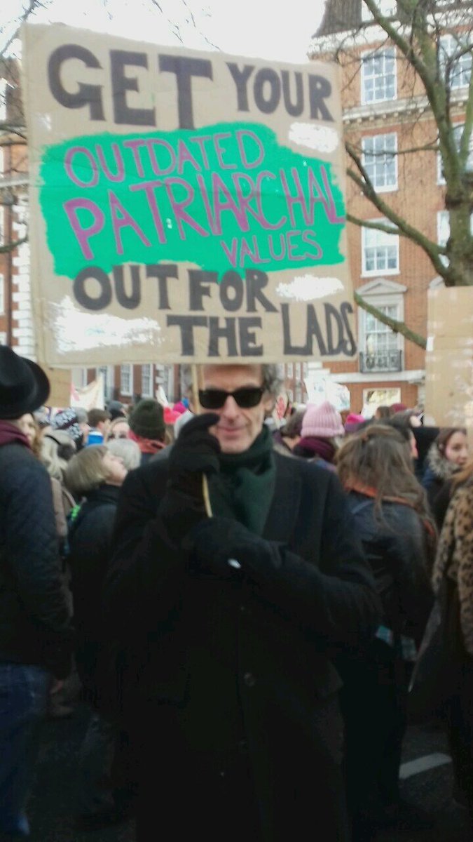 thehmmmingbird's tweet image. Met Peter Capaldi at #womensmarchlondon. He said he liked my sign. No biggie. 🙉