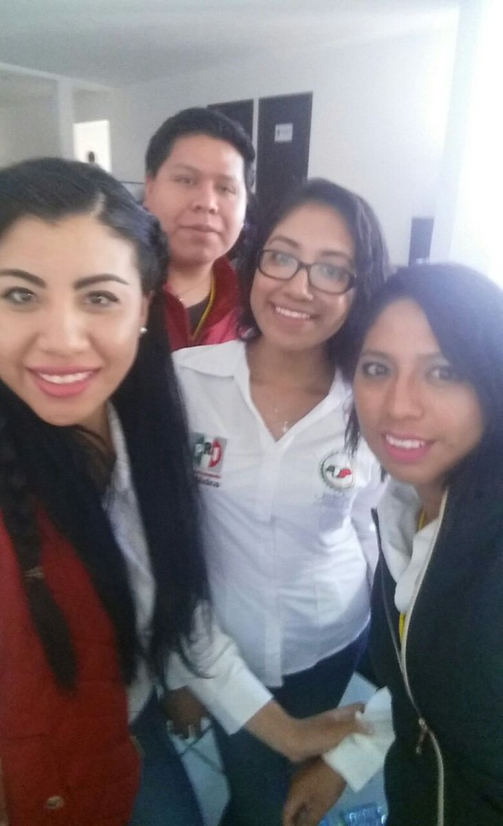 neo_adan's tweet photo. @JTPuecapital presente en el encuentro con la Dirigencia Nacional de @RJXMex #JuventudEnMovimiento https://t.co/9X7f1leU2F