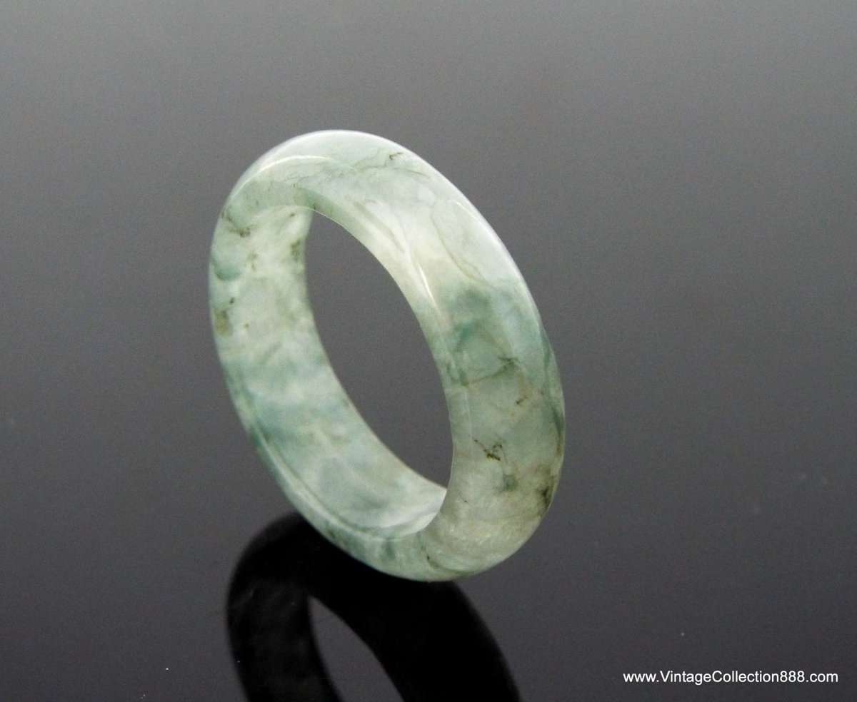 VCollection888's tweet photo. Jade Ring, Natural Jadeite Jade (Grade A) Translucent and Olive Green,… https://t.co/zVCqokyHvW #jadejewelry #Size54 https://t.co/hzDLSrkW60