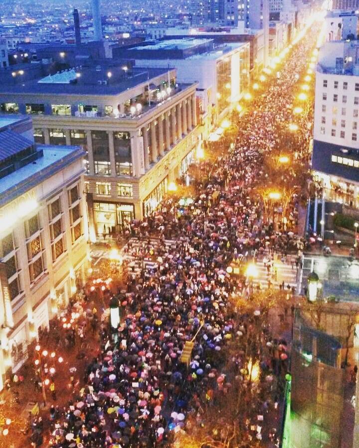 mtns2bay's tweet photo. Incredible day #WomensMarch #WomensMarchSanFrancisco #therainneverbotheredmeanyway https://t.co/CaOteN5hS1