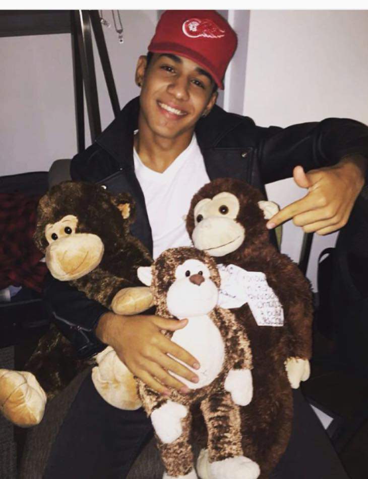 TeamOFCNCOWorld's tweet photo. #HappyBDayRichard #FiestaMonkey #Felices20AΓ±os
#CNCOWNERS Nunca olvides que TE AMAMOS, y apoyaremos en TODO <3 https://t.co/eWABjN6M1k