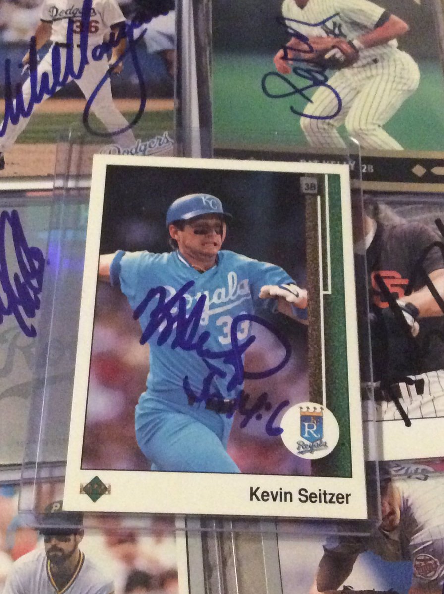 AutographRob's tweet photo. Some older autos 2-20 years old.
Some in person, some TTM, spring training.
#AutographRob #Autographs #Autograph https://t.co/f223VnucTd