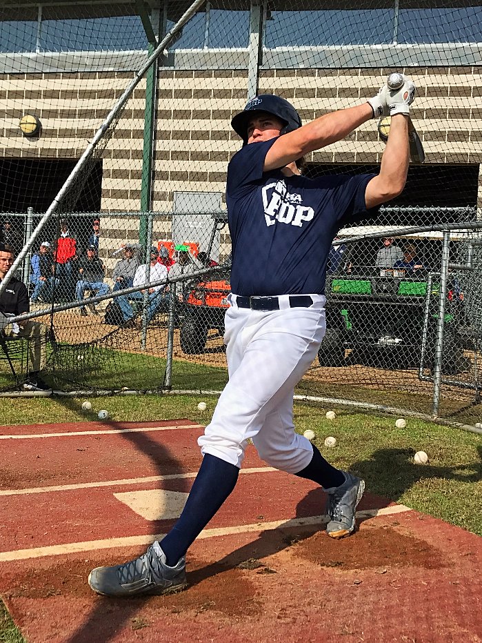 blastmotion's tweet photo. These guys at the @MLBPDP Premier event in Houston put our sensor to work today! #Baseball360 @USABaseball https://t.co/IMhE50b17E