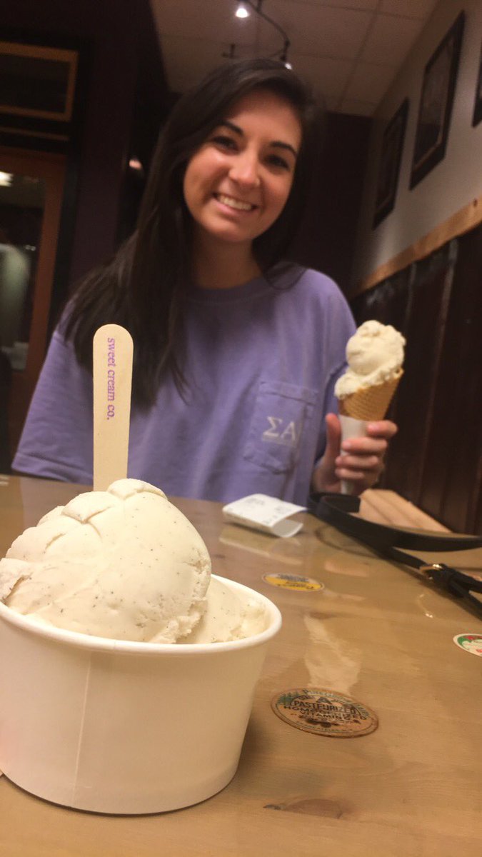 sheamcpher's tweet photo. Okay Jordan definitely discovered the cutest ice cream place in Cola. https://t.co/j563d3NctW