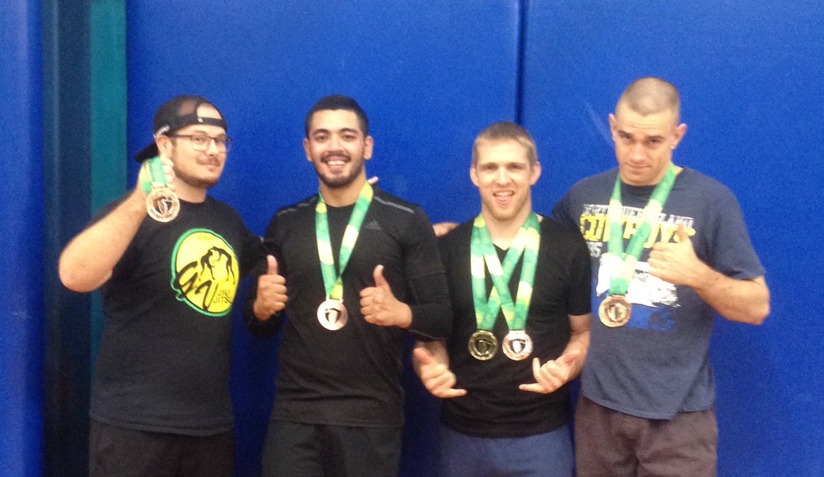 GVJiuJitsu's tweet photo. 2x Gold, 4x Bronze from an army of four at last Sundays @GrapplingCo #jiujitsu https://t.co/KxcsIMAiqD
