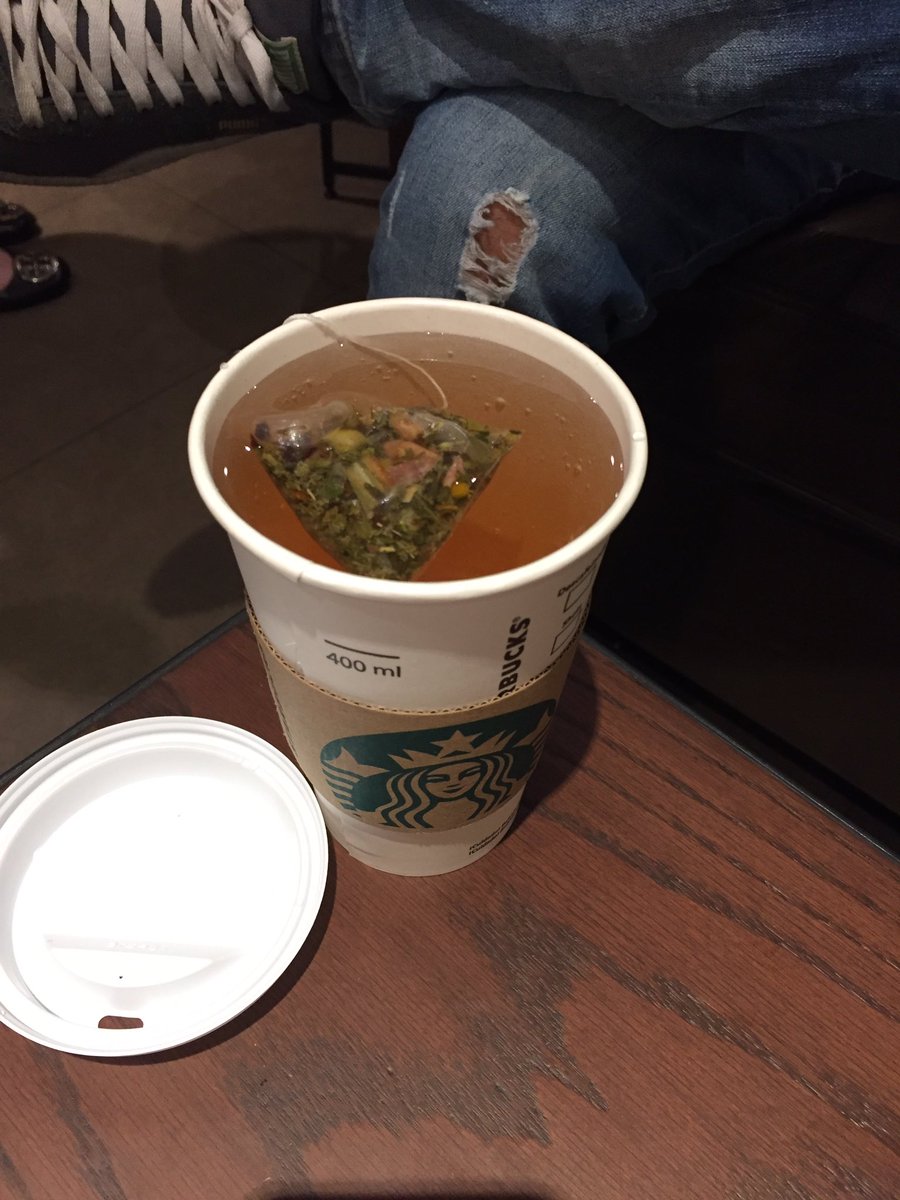 workmmamaster's tweet photo. Tarde de te @StarbucksMex #delicious #mehaciafalta https://t.co/Y94f4v5FXJ