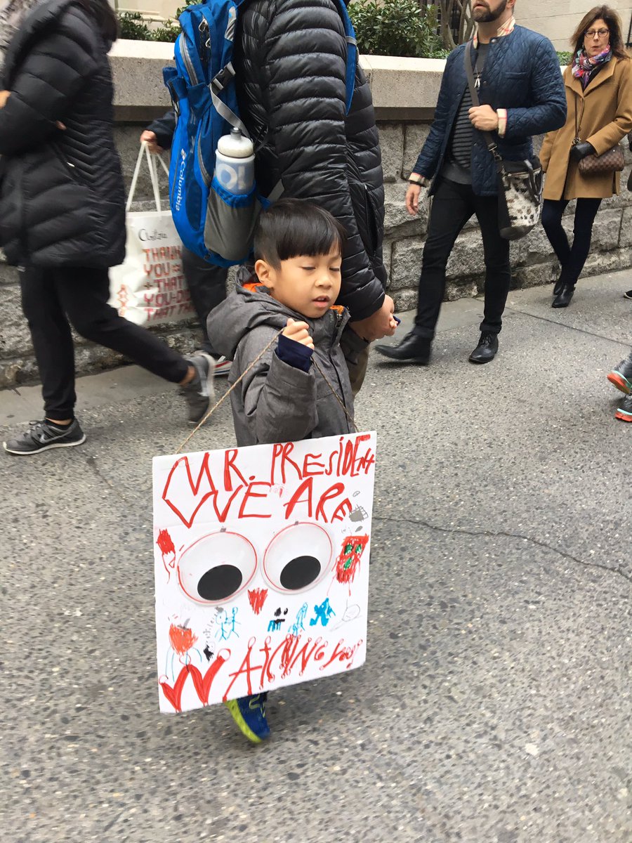 tracyhebrew's tweet photo. The future feels brighter with kids like this #WomensMarch #WomensMarchOnNYC https://t.co/BQvyJJQch7
