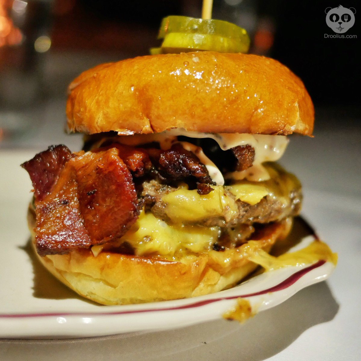 Droolius tweet media