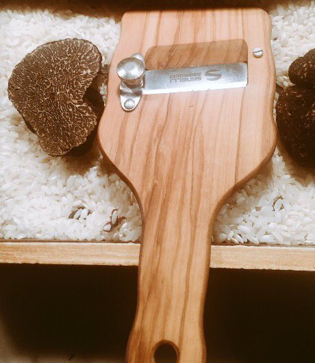 The sort of shaving every chef loves... #shavedtruffles #truffles #cheflife #truffleslicer #kitchengadgets