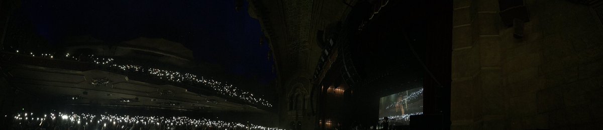 LukeStigler's tweet photo. @leebrice lighting up Fox Theater for Americas Heros!! #USA #idriveyourtruck https://t.co/l23Z41GyoM