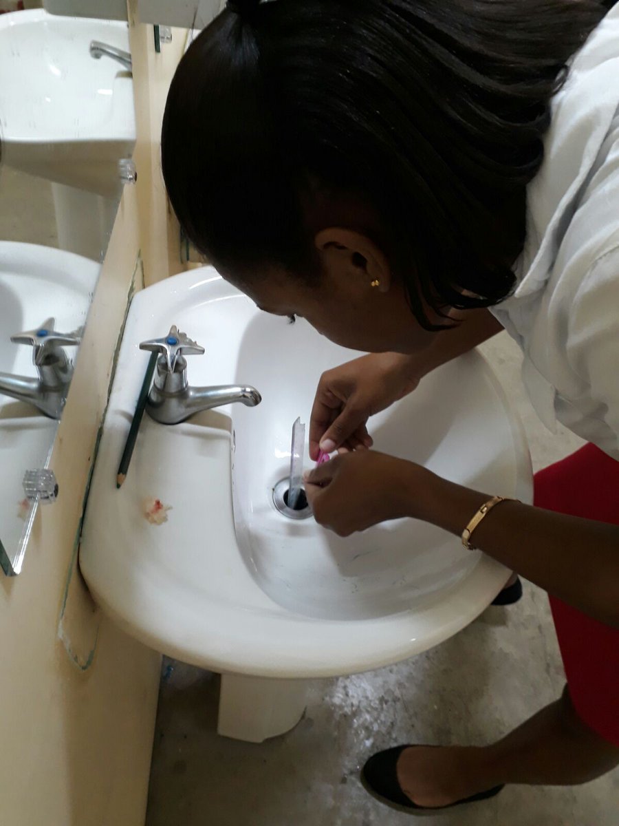 learnwithShanP's tweet photo. When your student's tooth falls down the drain! 😱😰
Teacher/Surgeon- "scissors? check! ruler? check!"
#toothrescue #heartsracing #learnthefun https://t.co/iseeroZME5