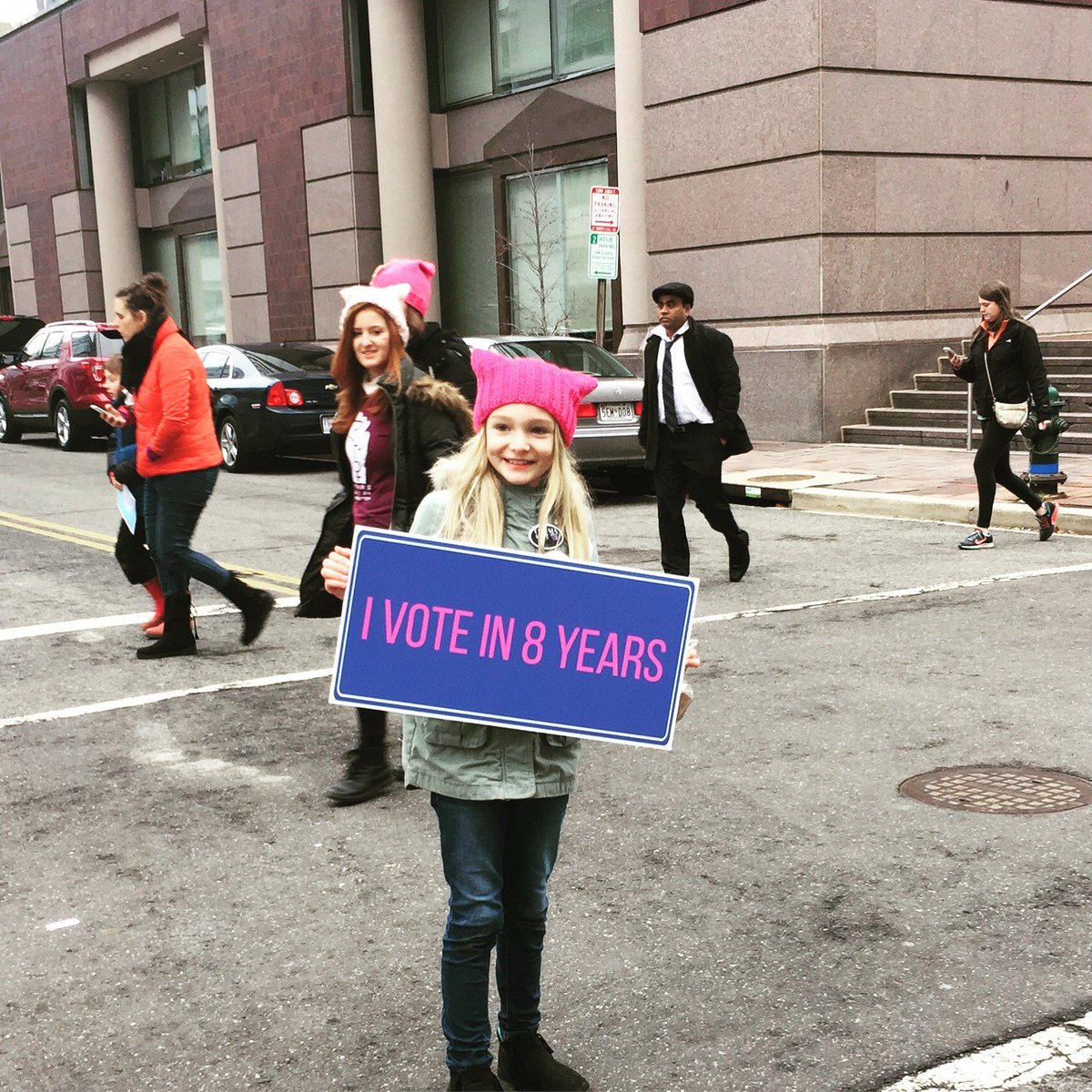 TheCut's tweet image. "I Vote In 8 Years" #WomensMarch thecut.io/2iPnSbV