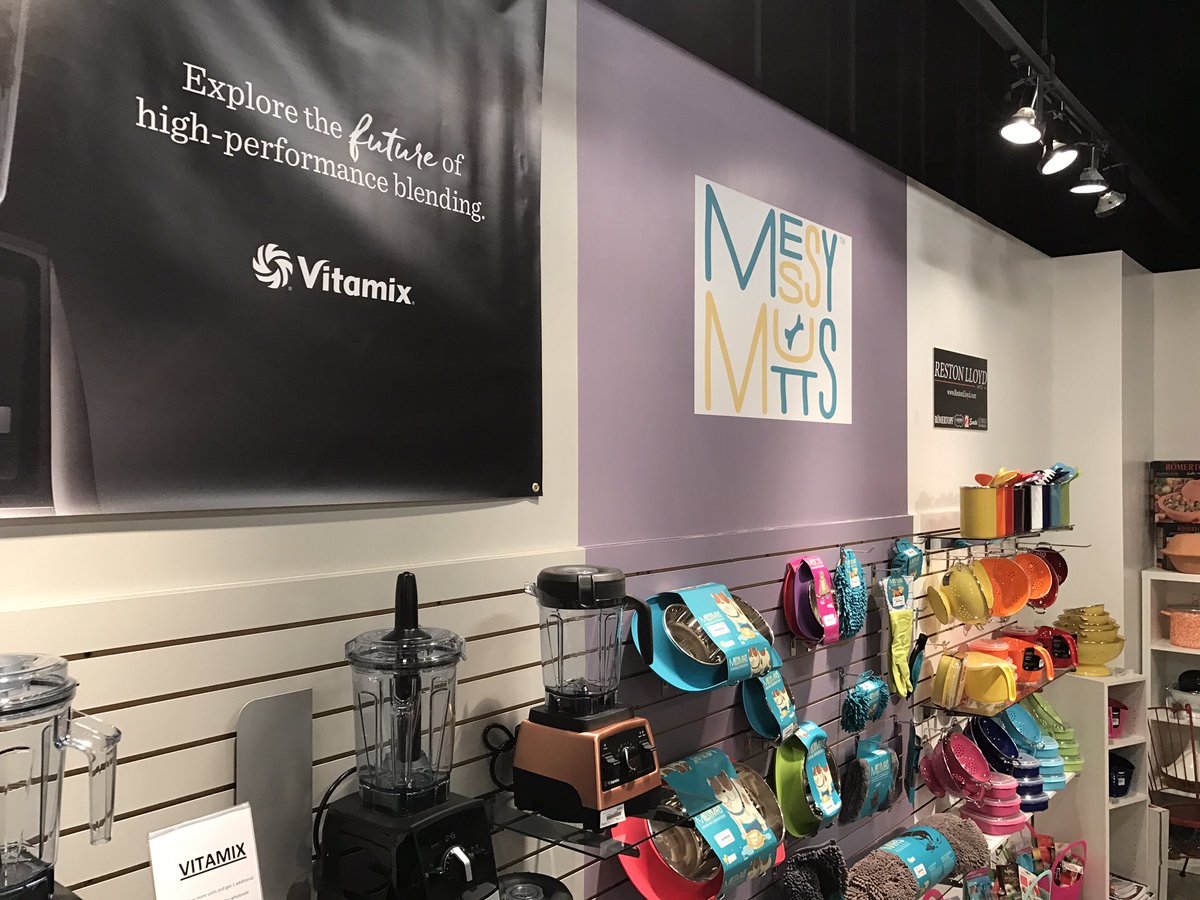 MuirSales's tweet photo. Is everyone ready for the #LVMKT2017 ?!?!
#MuirSales is! https://t.co/g0d258b9q4