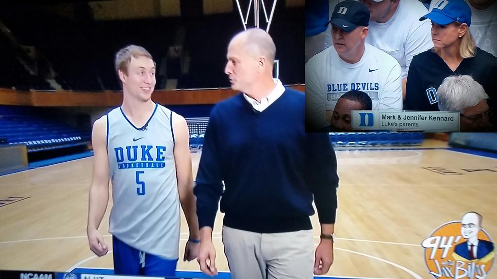 buzzbaker's tweet photo. S/O to The Kennard's with hometown pride...
 Franklin, Ohio, USA https://t.co/dQynovJg3u