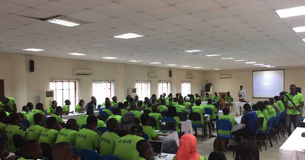 Data In fact tweet media