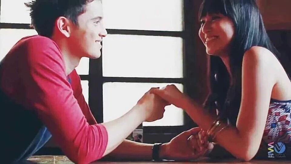 JaDineGalaxy's tweet photo. The evolution

Alam Nya Ba? (2013)
Alam Na Nya (Feb 11, 2016)
Alam Na Nating Lahat (Feb 20,2016)

😂😂😂😂😂😂

 #GGVJaDineInLaugh -E https://t.co/qmd1aNB3cc