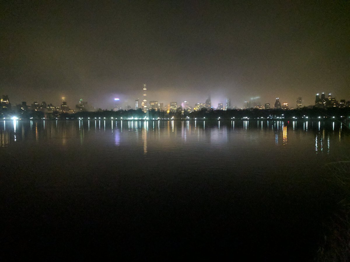 centralparkwalk's tweet image. Foggy Night #CentralPark #walking @NYCDailyPics @nycfeelings @agreatbigcity @UpOutNYC @sarampines @gigi_nyc @CentralParkNYC