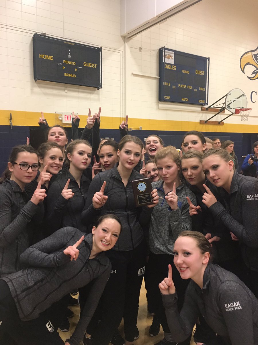 EDTwildcats's tweet photo. Onward to victory! First place in varsity jazz, fourth in kick! #weateit ππ https://t.co/QI8yMofOs0