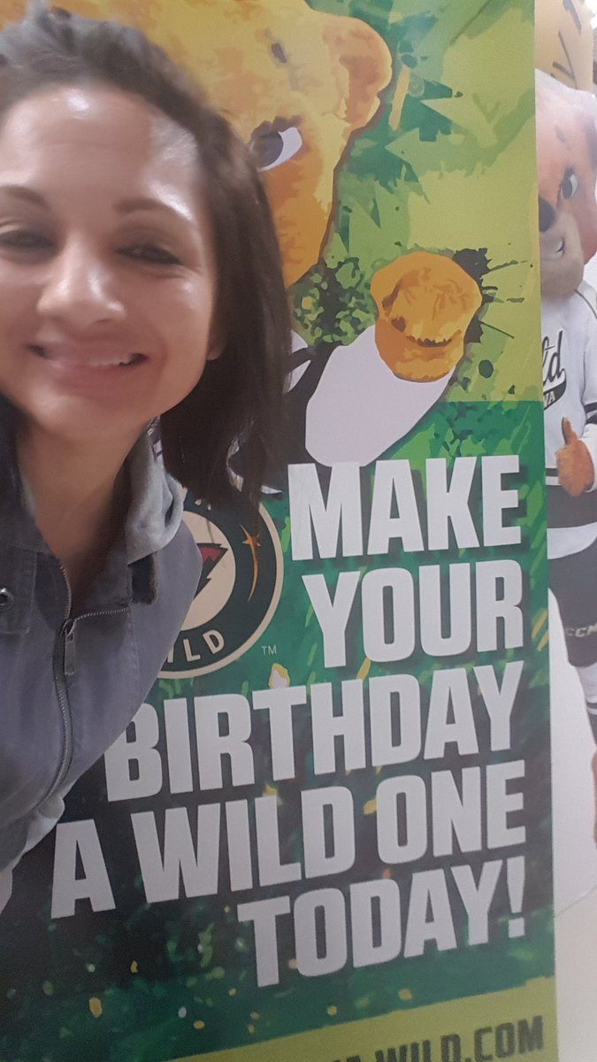 Realtor2Iowa's tweet image. #iowawild
1st game ... Make your birthday a wild one today