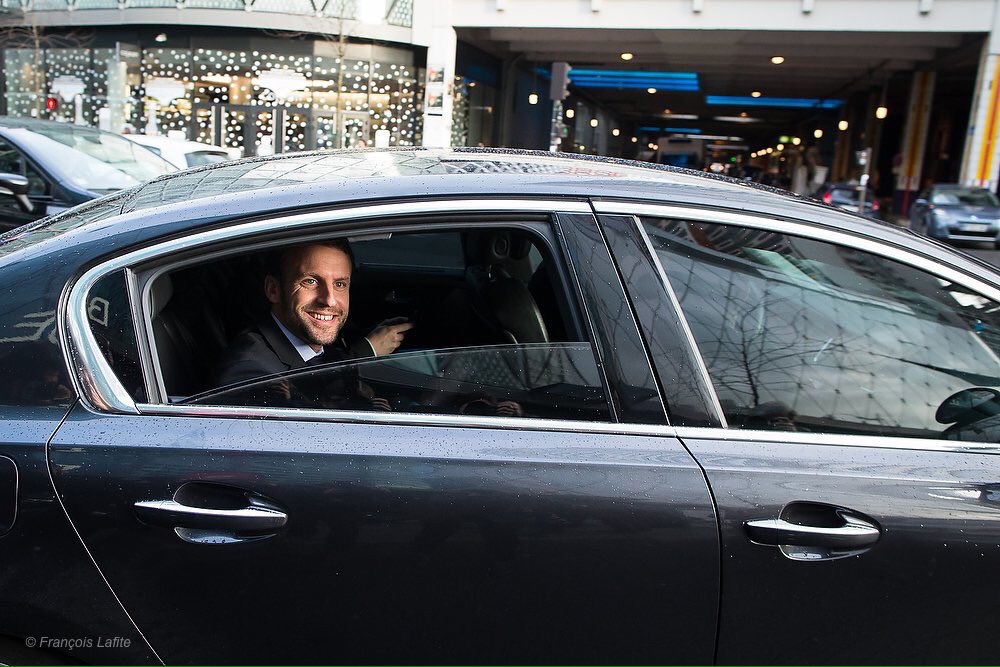 jrsiguem_'s tweet image. #macron #EnMarche s'est un leurre; je crée mon parti #politique ; je m'auto-désigne pour #macron2017  #BFMTV  #itele  #emissionpolitique 1/2