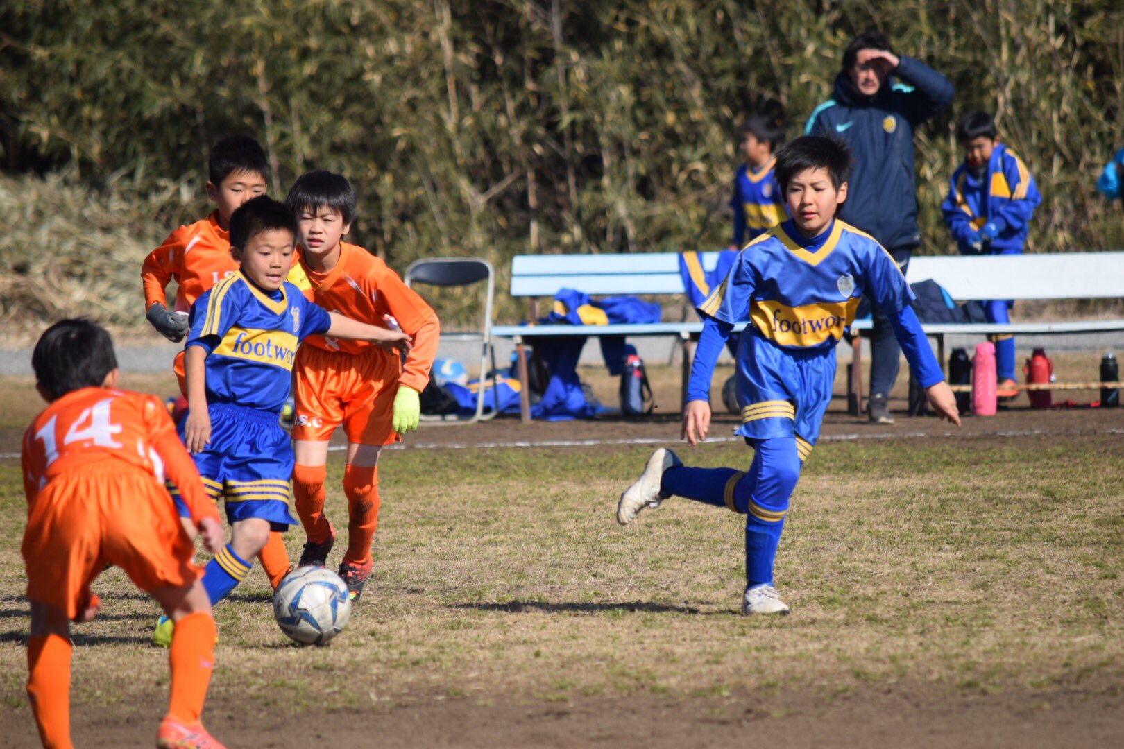 フットワーククラブ寒川 小4試合結果 第43神奈川県少年サッカー選手権大会 第32ブロック 準決勝 Vs 今宿少年 サッカークラブ 前半 0 0 後半 0 1 結果 0 1 後半に失点を喫し0 1で敗れ 決勝進出とはなりませんでした 応援ありがとうございました