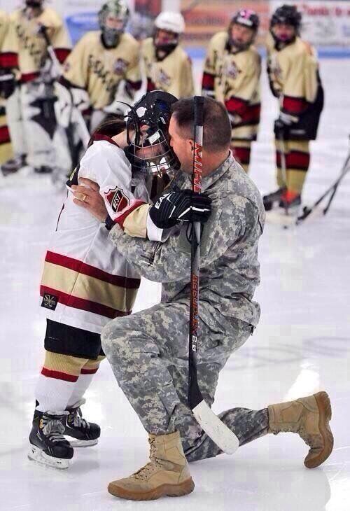 hkyplayersclub's tweet photo. This deserves endless Retweets https://t.co/9nS54c128R