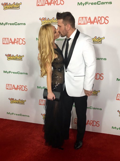 That&rsquo;s right RT @DanMillerLA: . @Kayden_Kross &amp; @manuelferrara #avnawards https://t.co/reTLJ6tOeM<a class="tags" target="_blank" title="On Twitter" href="/?out=eyJ0eXAiOiJKV1QiLCJhbGciOiJIUzUxMiJ9.eyJpYXQiOjE3MTk5ODY5OTksImlzcyI6InR3cG9ybnN0YXJzLmNvbSIsIm5iZiI6MTcxOTk4Njk5OSwiZXhwIjoxNzUxNTIyOTk5LCJyZWRpcmVjdF91cmwiOiJodHRwczovL3R3aXR0ZXIuY29tL0Rhbk1pbGxlckxBIn0._7iJN_qzpvbYDwbe3VZsHIkoy_eAO5Fmzk818SwEF2vKCZfQTUai_GHq7zED5cJ1N6mW8ej4SO6DBHiDx8thrg">@DanMillerLA</a><a href="/tag/avnawards"class="tags"><span>#avnawards</span></a>