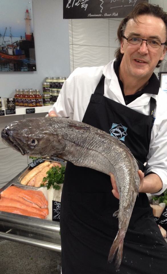 'What a Fantastic' Healthy/Sustainable Twist on Traditional Sunday Roast <a href="/MSCintheUK/">MSC in the UK</a> boned/rolled #CornishHAKE    #shoplocal  #EatMoreFish