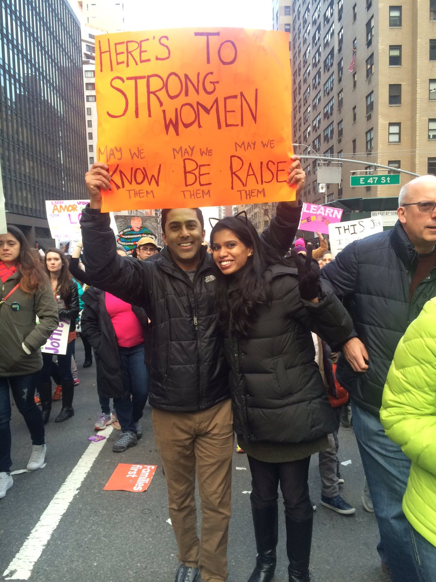 ShwethaMD's tweet photo. #WomensMarch NYC https://t.co/ENANyMq9WS