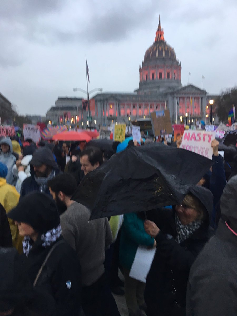 _KimberlyMartin's tweet photo. I marched in solidarity to show our new leaders we need to address pay equality, gender discrimination and basic respect #POTUS #womensmarch https://t.co/BlrovvgxOf