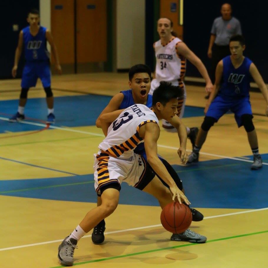 ermalol's tweet photo. Great job to our boys basketball team the last two nights, starting off the season strong. πβΉοΈππ #GuamHigh https://t.co/zubG9mGEkv