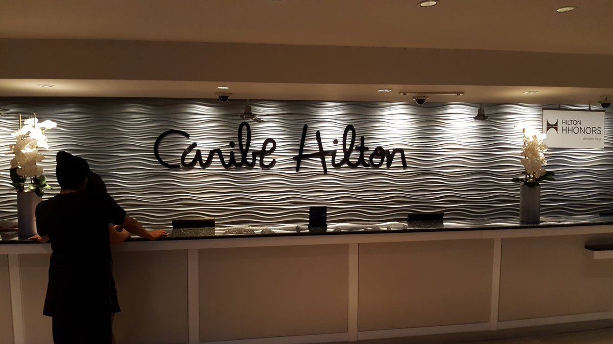 iLLVibes's tweet photo. @CaribeHilton where is your staff? We've been waiting 10 mins https://t.co/zy6i2FI0Pk