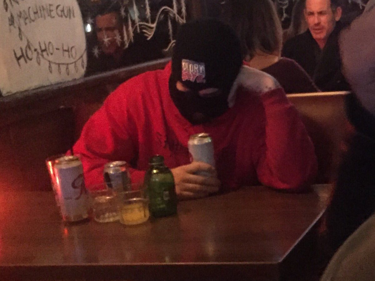 AuxGodd's tweet photo. when you been rioting all day and trump is still president https://t.co/03wLWWWJq7