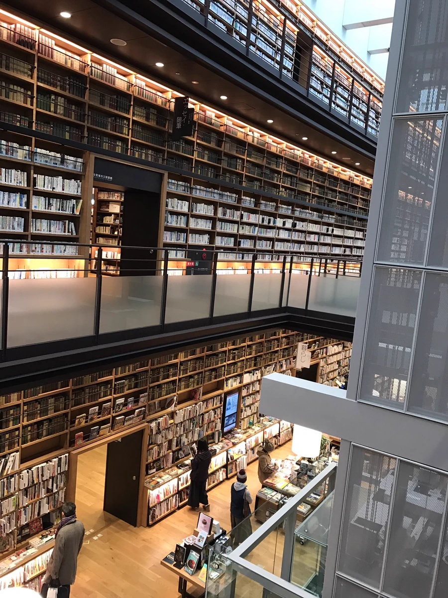 ここが図書館！？宮城県の多賀城図書館がめっちゃかっこいい件についてｗｗｗ