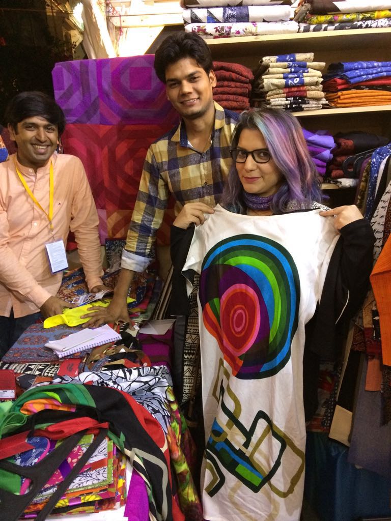 KumbayaSPS's tweet photo. Spotted @ZEEJLF : @awryaditi loving the #Kumbaya Jekyll &amp; Hyde dress! https://t.co/nJNBlaJWxq